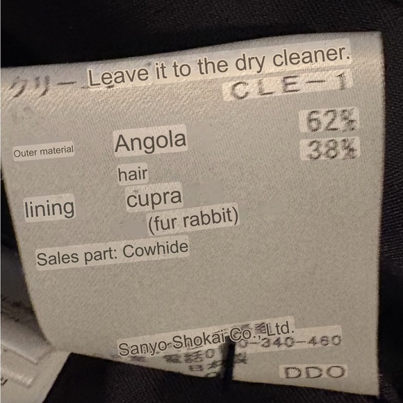 Angora wool Burberry Black Trench Coat with Fur Collar - Picture 7 of 7